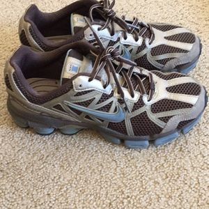Women’s Nike shox running size 8.5